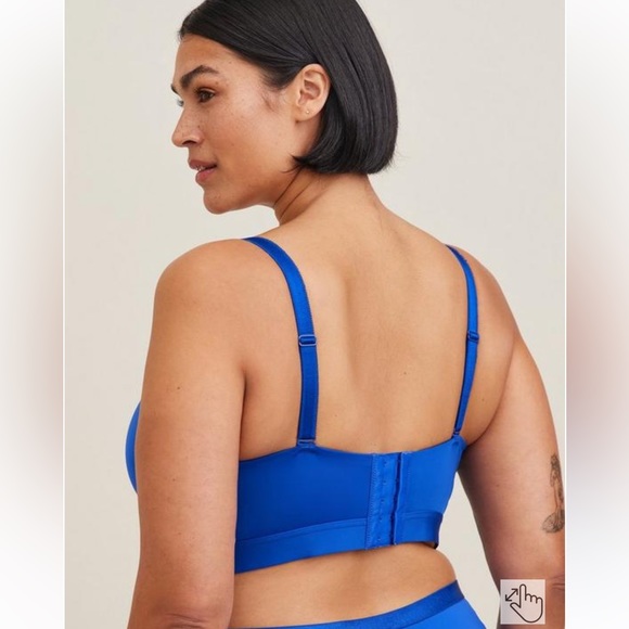 NWT! Torrid push-up wire free solid 360 back smoothing bra - Picture 2 of 5